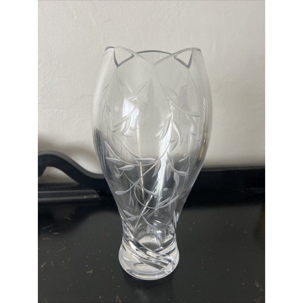 Lenox "Opal Innocence" Cut Plant Leaves Crystal Vase 10 3/4"